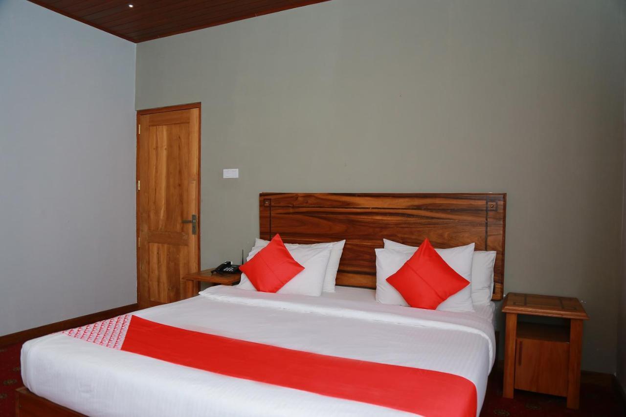 Oyo 278 Hotel Rivelka Kundasale Rum bild