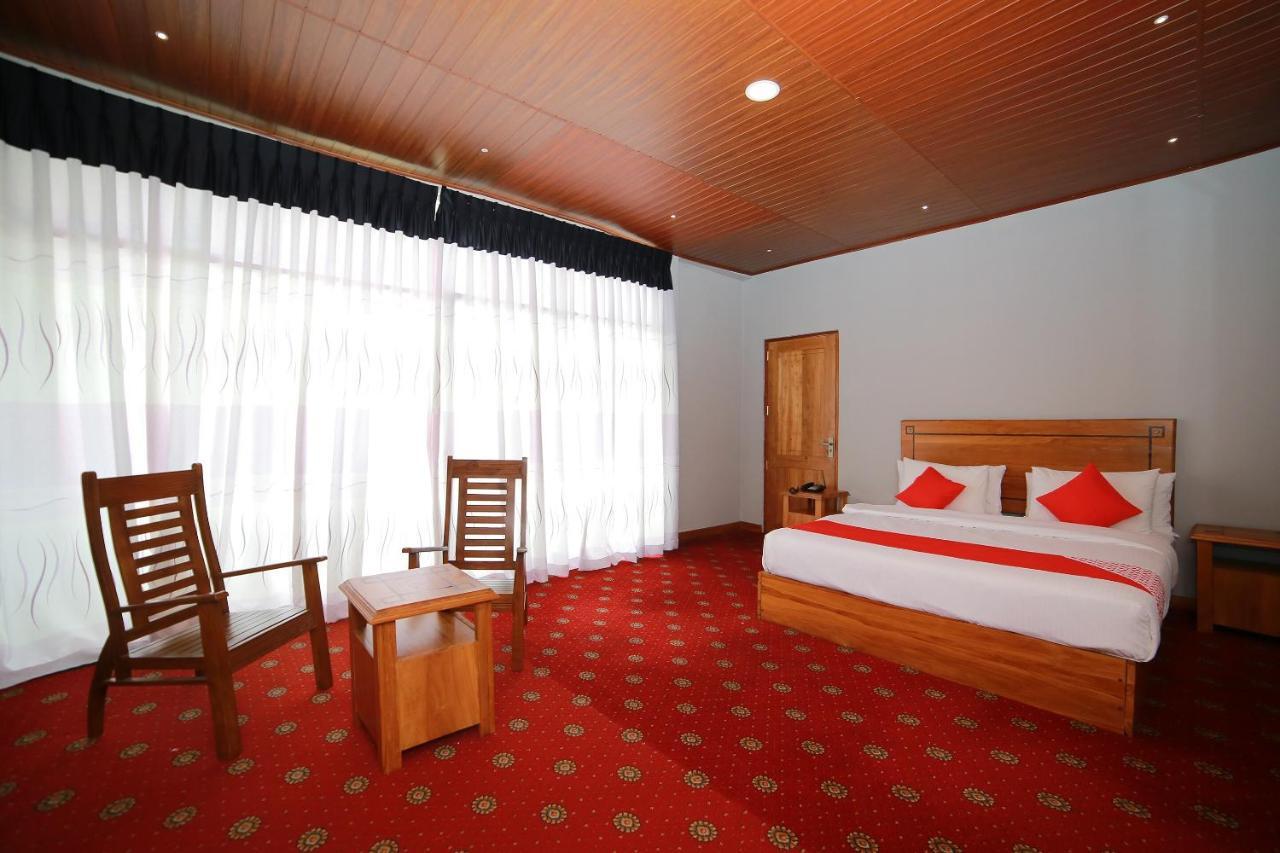 Oyo 278 Hotel Rivelka Kundasale Rum bild